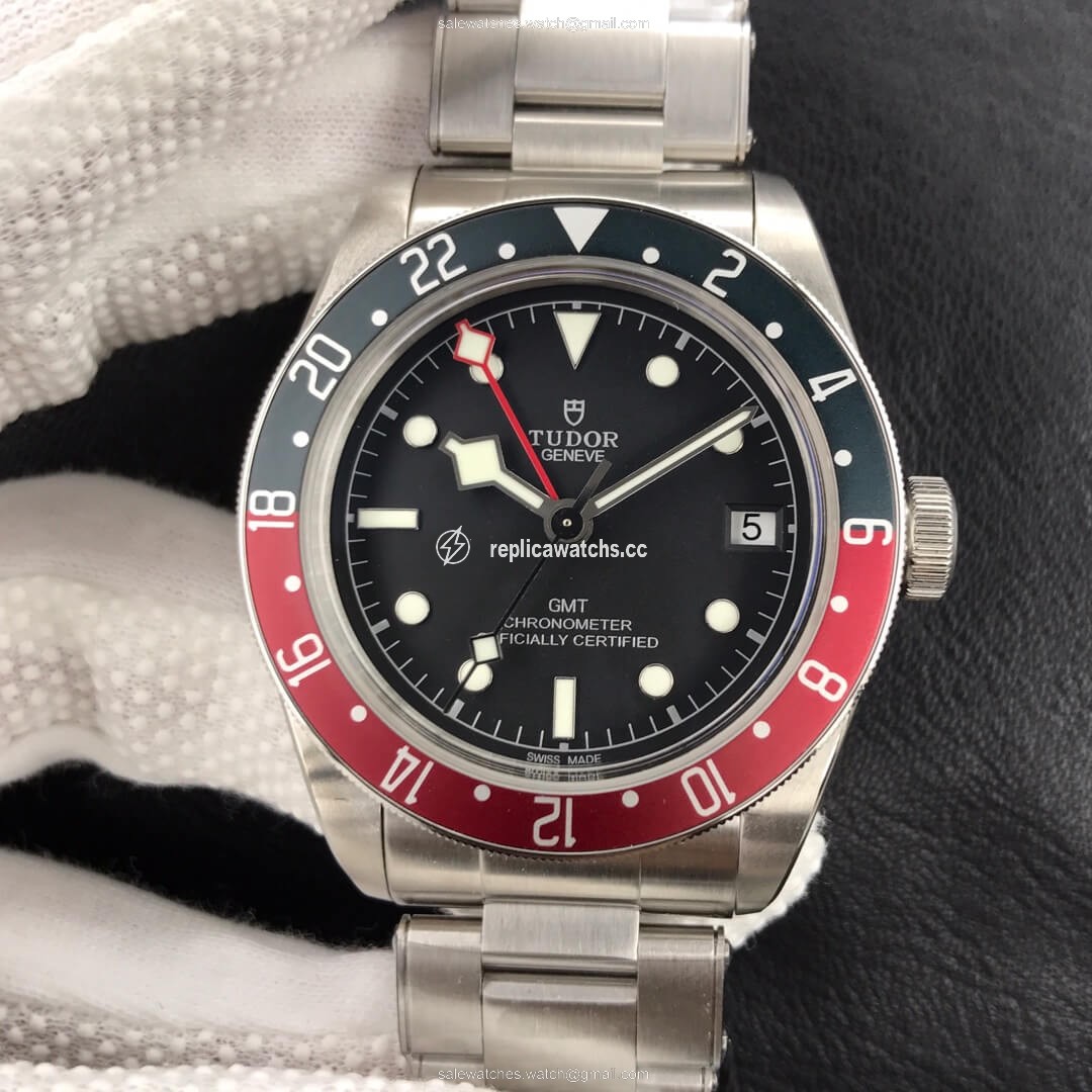 Replica Tudor Heritage Black Bay M79830RB ZF Factory Black Dial Replica Tudor Heritage Black Bay M79830RB ZF Factory Black Dial