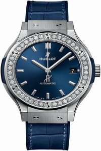 Replica 565.nx.7170.lr.1204 Hublot Classic Fusion Automatic 38mm Midsize Watch