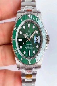 Replica Replica Rolex Submariner Date Oyster 40mm Oystersteel 116610LV Noob Factory V10 Replica Green dial watch
