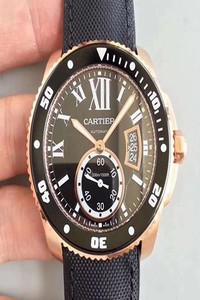 Replica Calibre De Cartier Diver W7100052 42MM JF Factory Black Dial