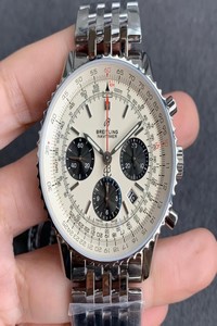 Replica Breitling Navitimer 1 B01 AB0121211G1A1 GF Factory Silver Dial