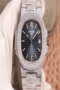 Replica Patek Philippe Nautilus 5719-10G 40mm R8 Factory 5711-1A Dial