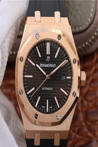Replica Audemars Piguet Royal Oak 15400OR.OO.D002CR.01 JF Factory Black Dial