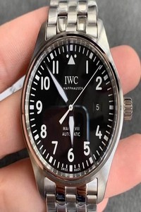 Replica IWC Pilot IW327011 V7 Factory Black Dial